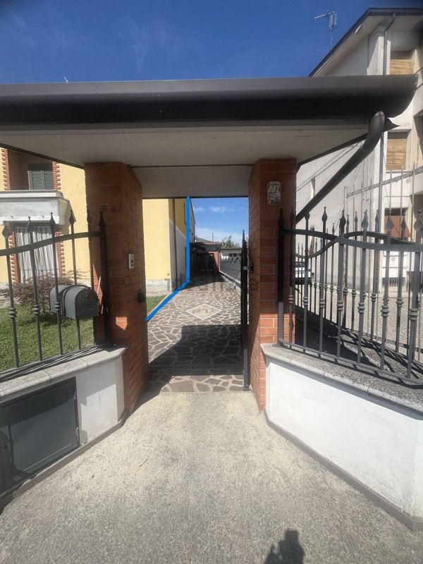casa indipendente in vendita a Scandolara Ravara