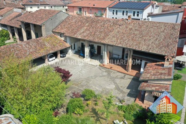 casale in vendita a Sergnano