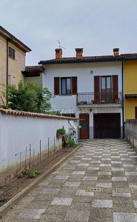 casa indipendente in vendita a Sergnano