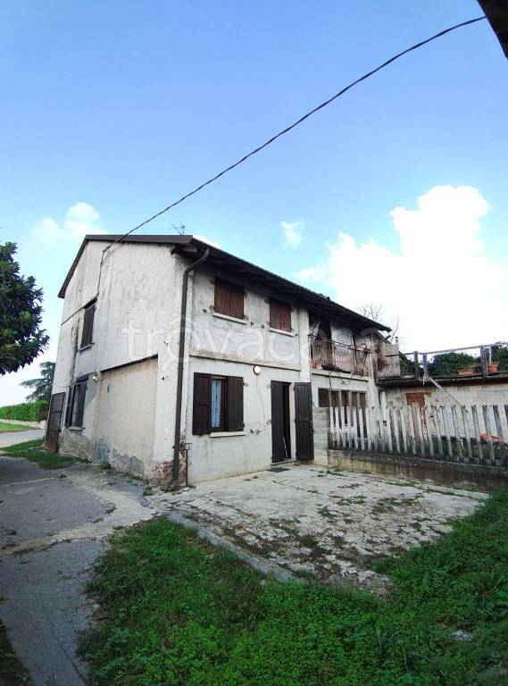 casa indipendente in vendita a Sergnano in zona Trezzolasco