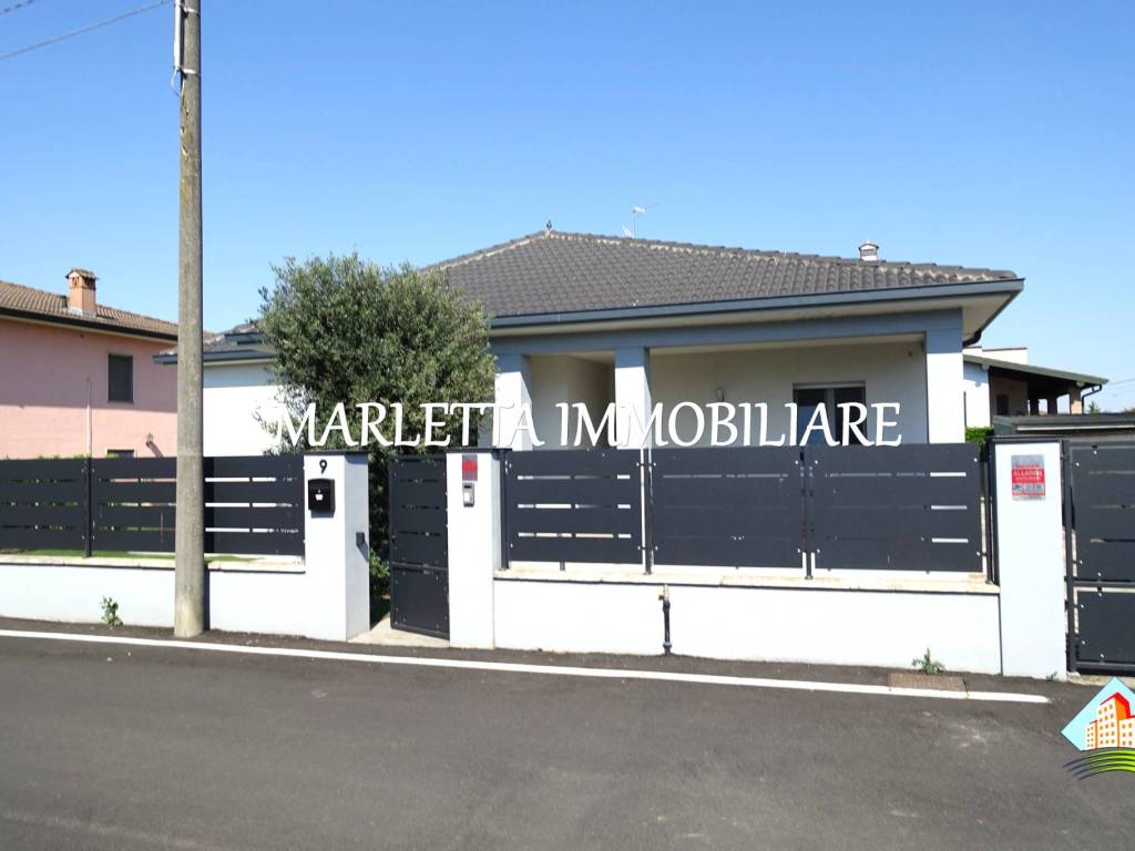 casa indipendente in vendita a Sergnano