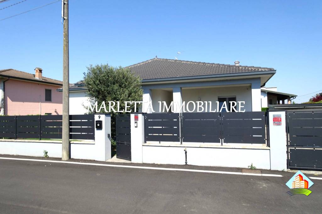 casa indipendente in vendita a Sergnano