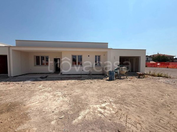casa indipendente in vendita a Sergnano