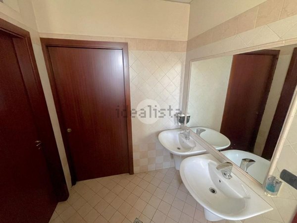 ufficio in vendita a Sergnano in zona Trezzolasco