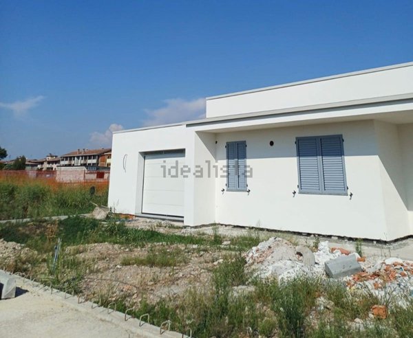 casa indipendente in vendita a Sergnano