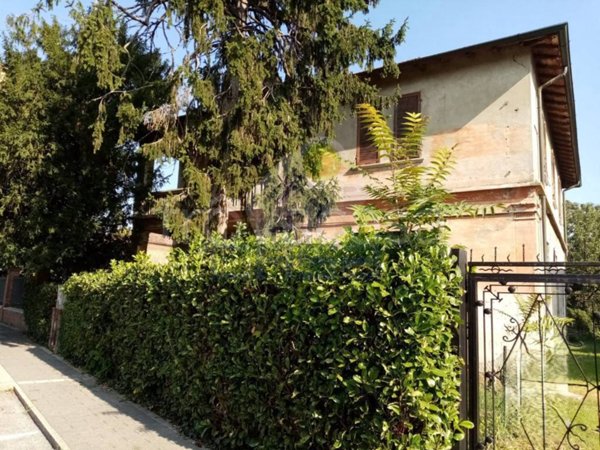 casa indipendente in vendita a Sesto ed Uniti in zona Sesto Cremonese