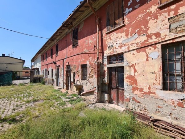 terreno agricolo in vendita a Sesto ed Uniti