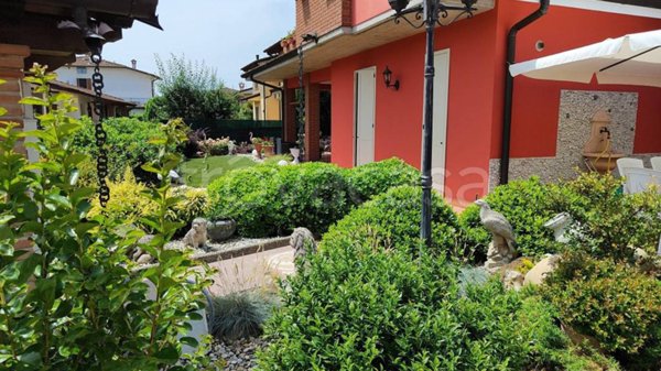 casa indipendente in vendita a Sesto ed Uniti in zona Sesto Cremonese