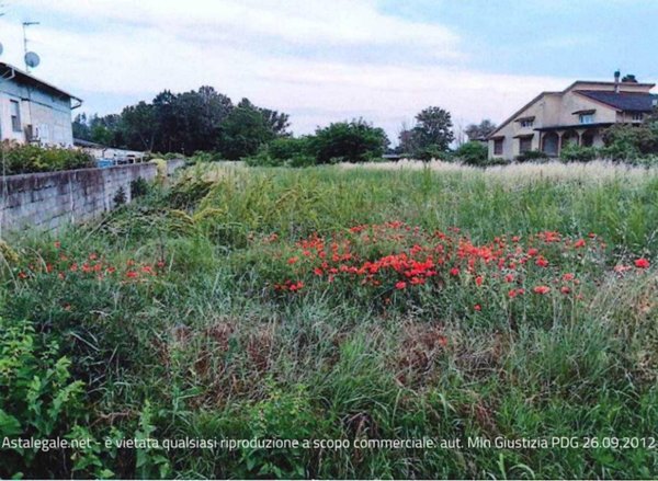 terreno agricolo in vendita a Sesto ed Uniti in zona Sesto Cremonese