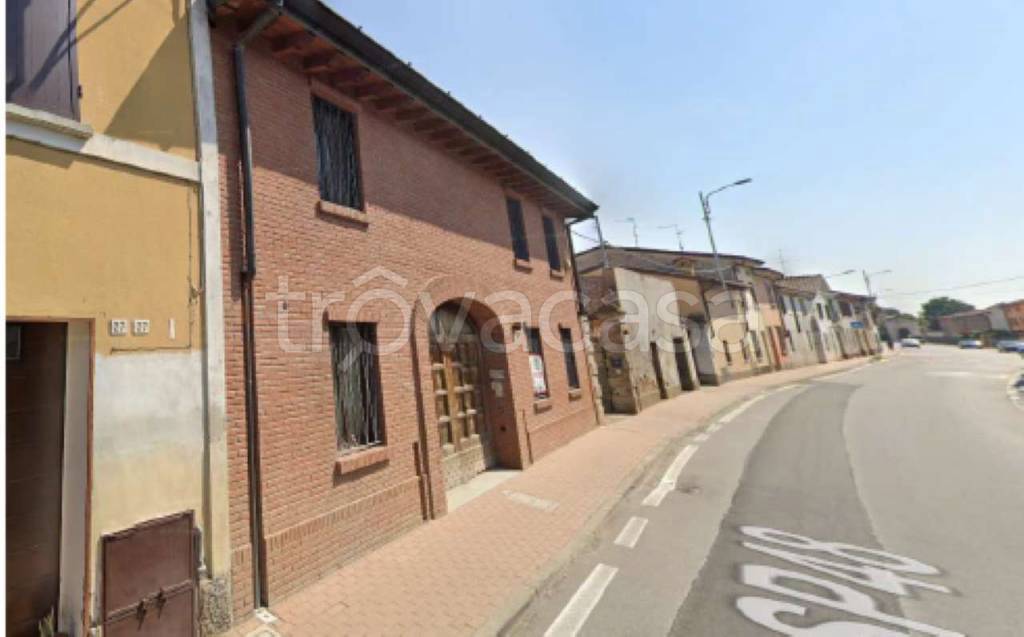casa semindipendente in vendita a Sesto ed Uniti in zona Sesto Cremonese