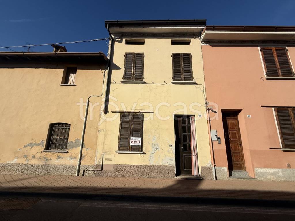 casa indipendente in vendita a Sesto ed Uniti in zona Sesto Cremonese