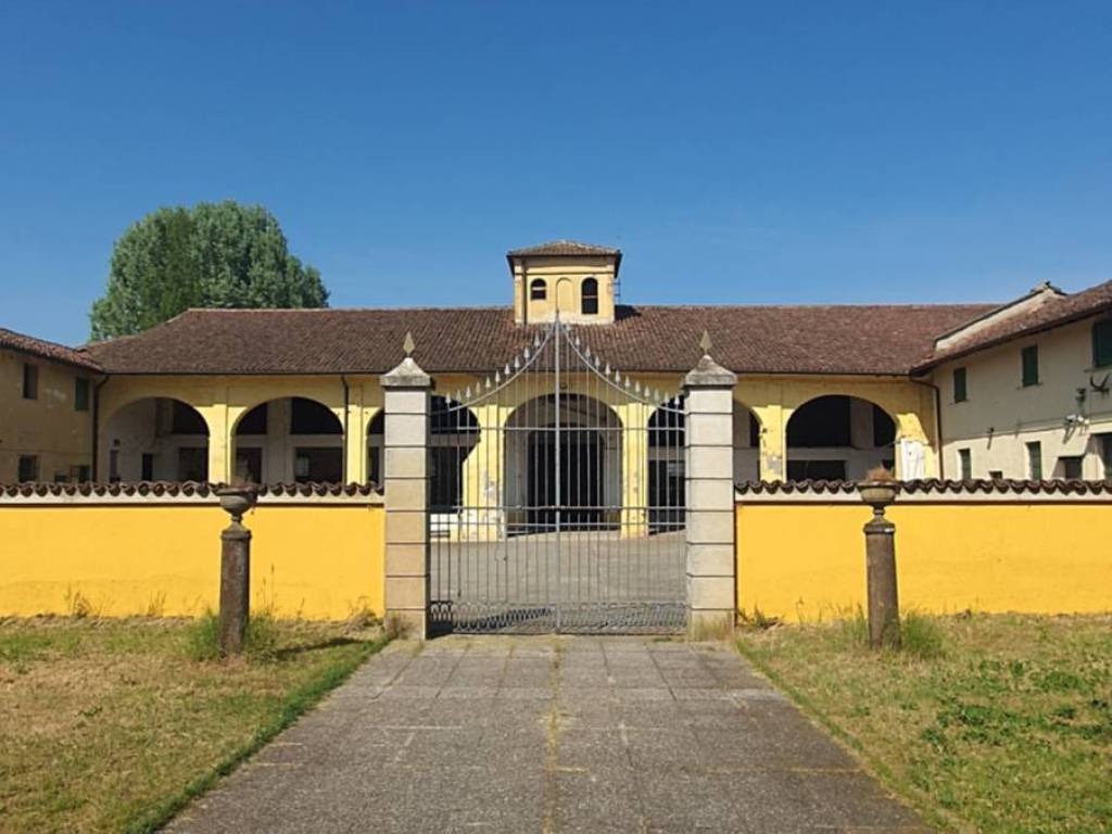casa indipendente in vendita a Sesto ed Uniti in zona Sesto Cremonese