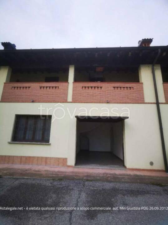 casa indipendente in vendita a Sesto ed Uniti in zona Sesto Cremonese