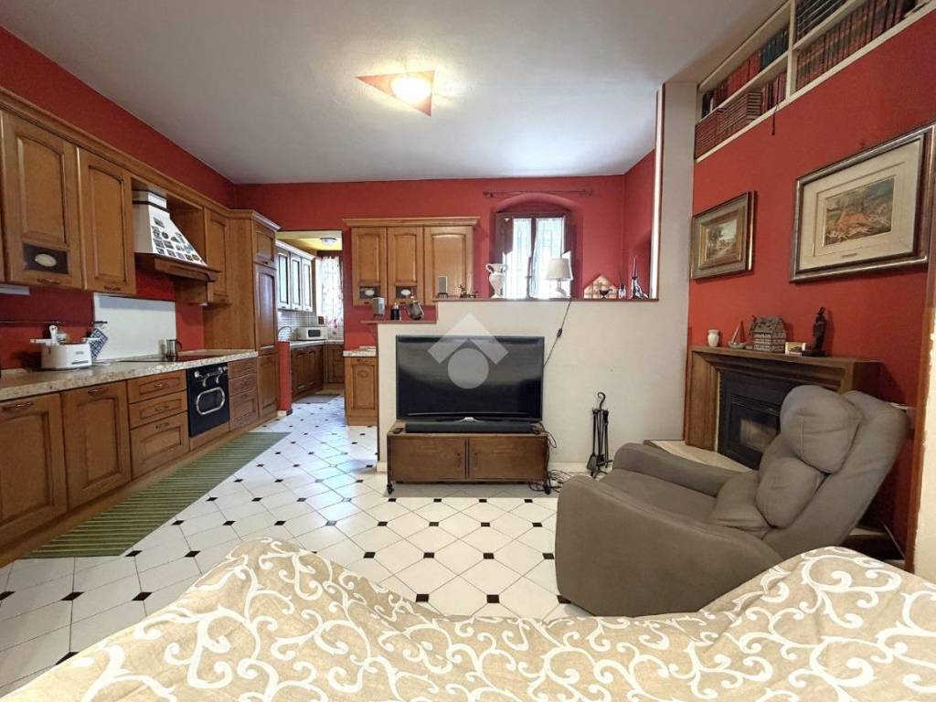 casa indipendente in vendita a Sesto ed Uniti in zona Sesto Cremonese