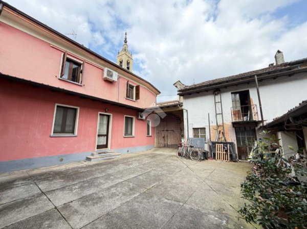 casa indipendente in vendita a Sesto ed Uniti in zona Sesto Cremonese