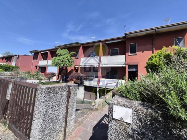 casa indipendente in vendita a Sesto ed Uniti in zona Sesto Cremonese