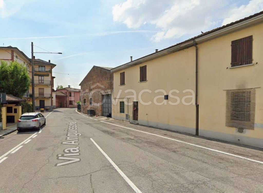 casa indipendente in vendita a Sesto ed Uniti in zona Casanova del Morbasco