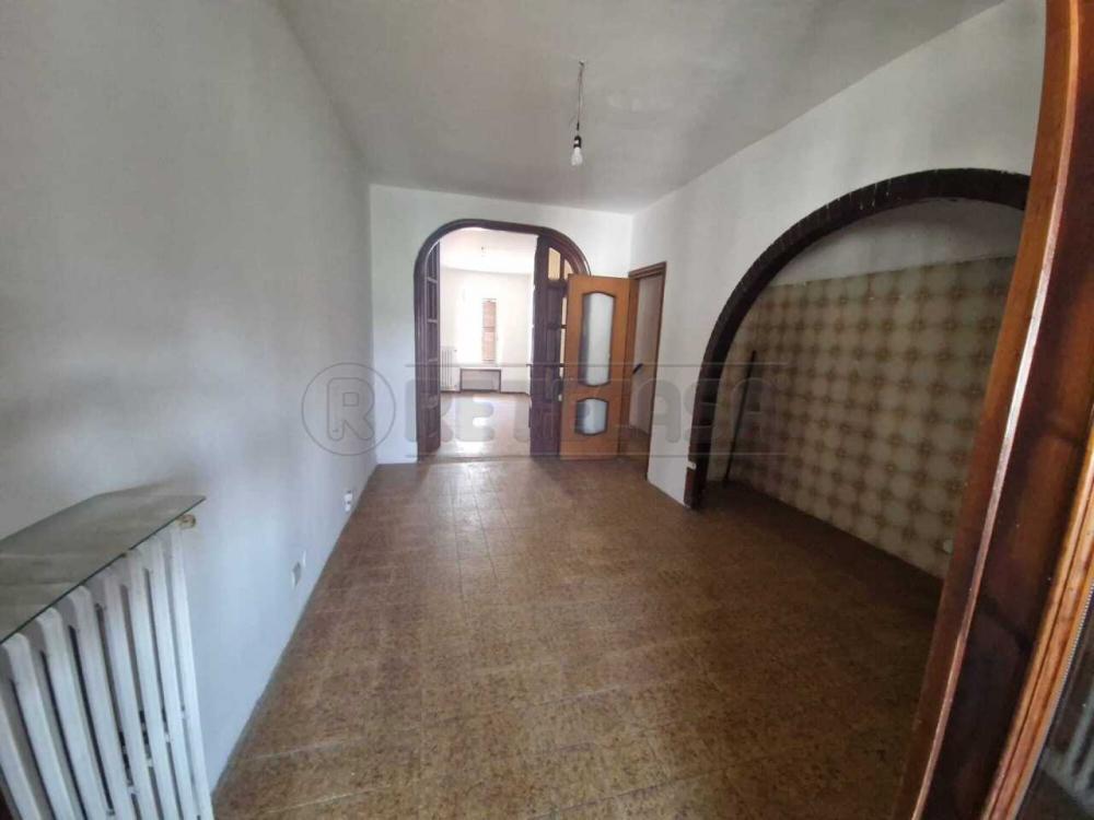 casa indipendente in vendita a Sesto ed Uniti in zona Luignano