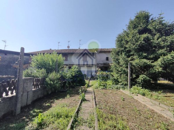casa indipendente in vendita a Solarolo Rainerio