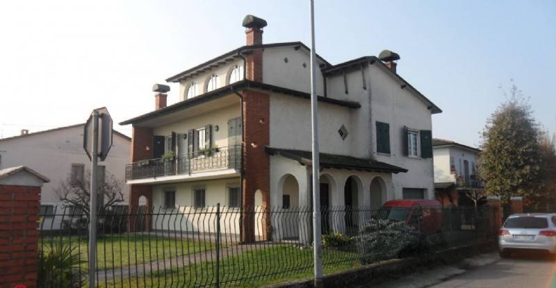 casa indipendente in vendita a Soncino