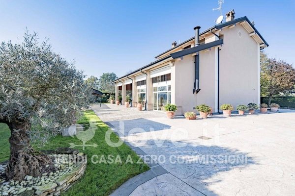 casa indipendente in vendita a Soncino