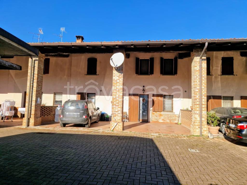 casa indipendente in vendita a Soncino
