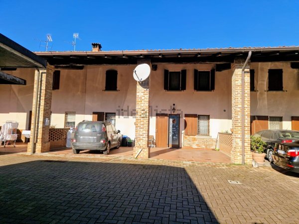casa indipendente in vendita a Soncino