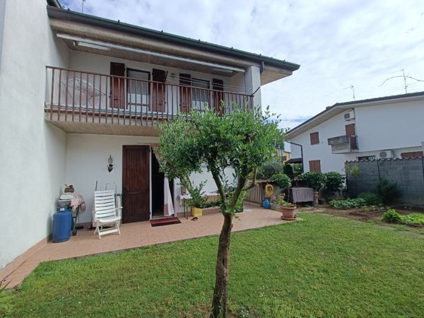 casa indipendente in vendita a Soncino