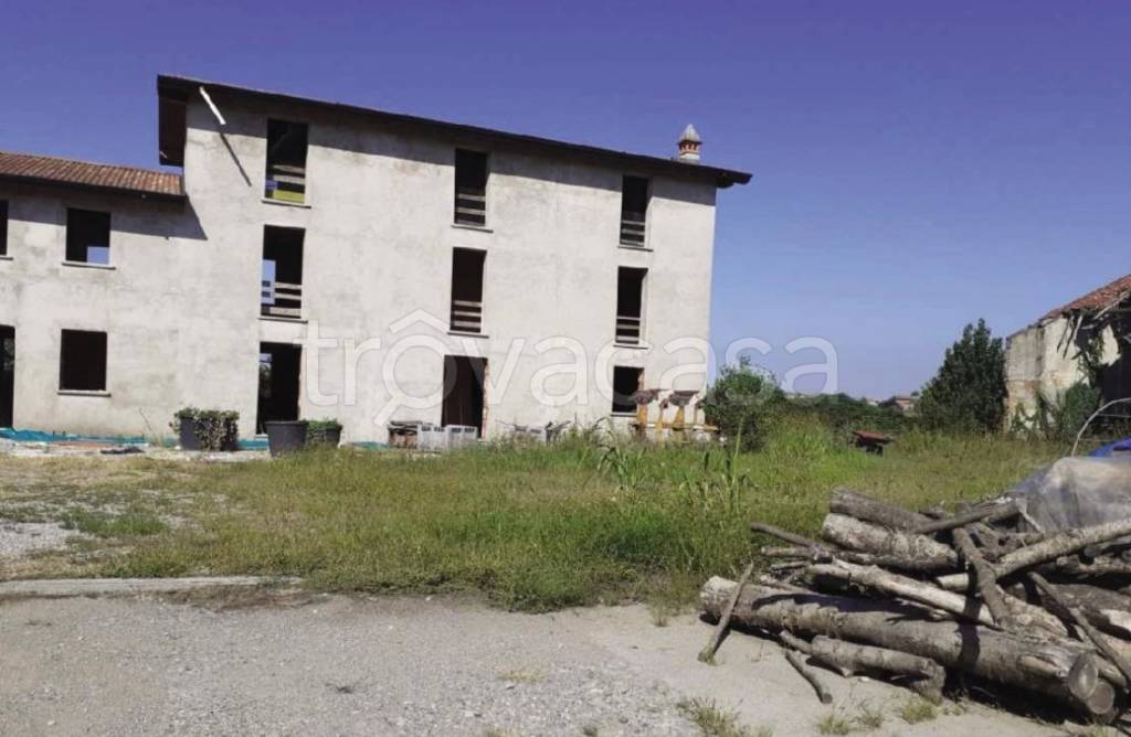casa indipendente in vendita a Soncino