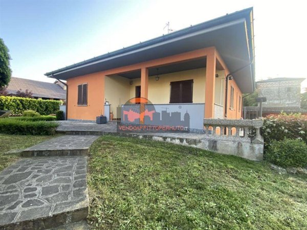 casa indipendente in vendita a Soncino