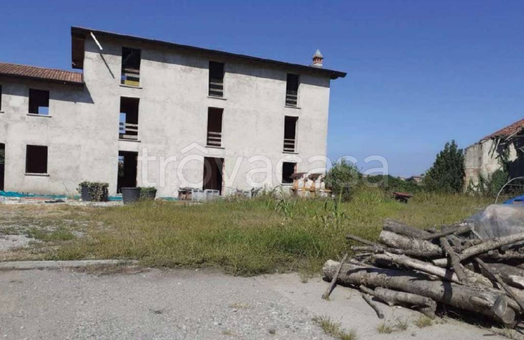 azienda agricola in vendita a Soncino