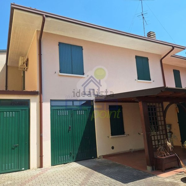 casa indipendente in vendita a Soncino