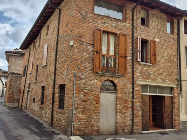 casa indipendente in vendita a Soncino