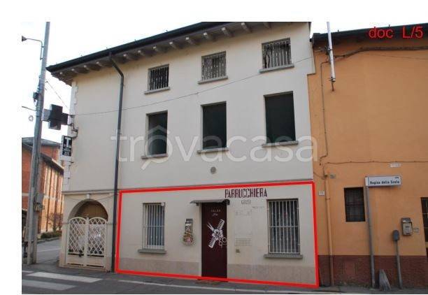 negozio in vendita a Soncino