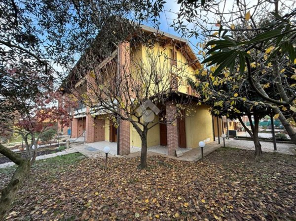 casa indipendente in vendita a Soncino