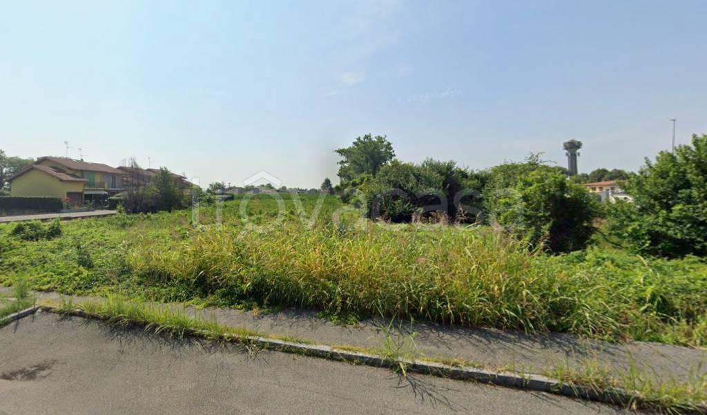 terreno edificabile in vendita a Soncino