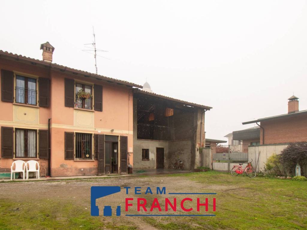 casa indipendente in vendita a Soncino
