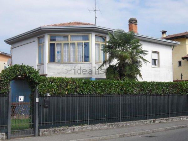 casa indipendente in vendita a Soncino