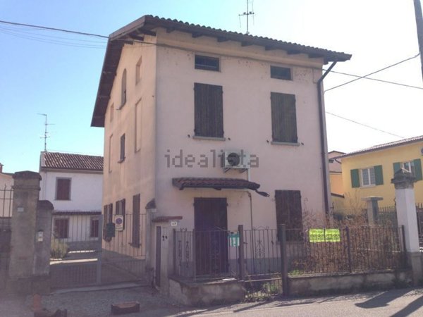casa indipendente in vendita a Soncino