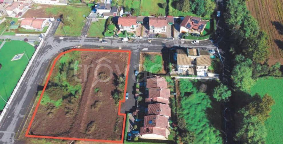 terreno edificabile in vendita a Soncino