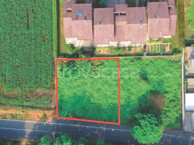 terreno edificabile in vendita a Soncino