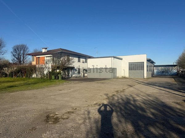 villa in vendita a Soncino