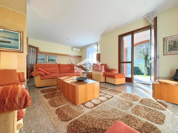 casa indipendente in vendita a Soncino in zona Gallignano