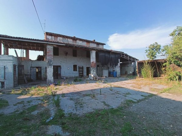 casa indipendente in vendita a Soncino in zona Gallignano