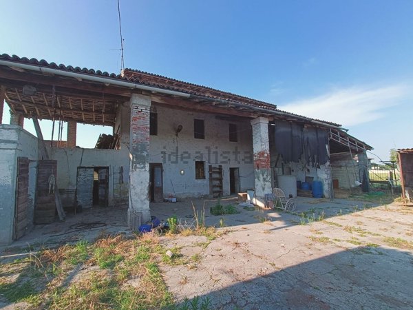 casale in vendita a Soncino