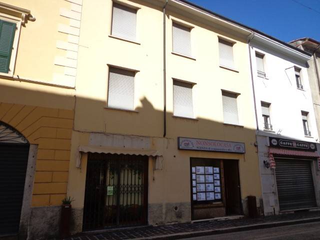 intera palazzina in vendita a Soresina