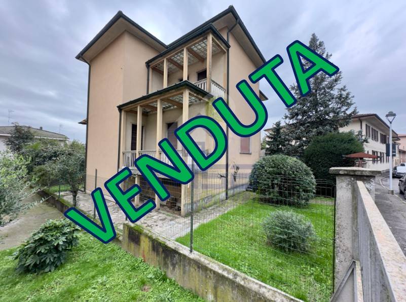 casa indipendente in vendita a Soresina