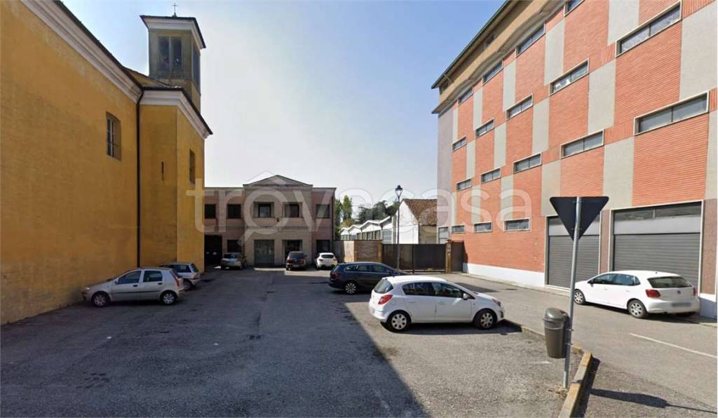 ufficio in vendita a Soresina