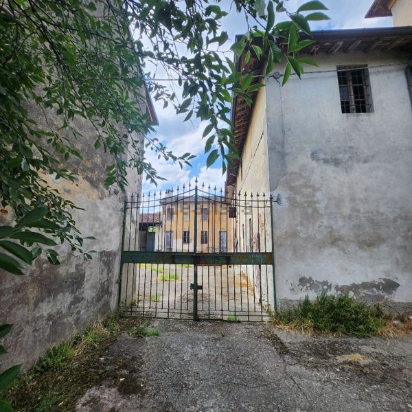 casale in vendita a Soresina