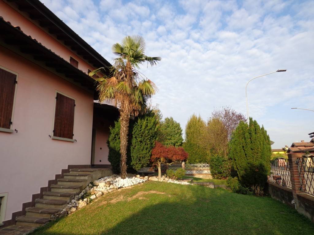casa indipendente in vendita a Soresina